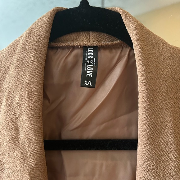 Tan Women's Open-front Blazer - Picture 3 of 3